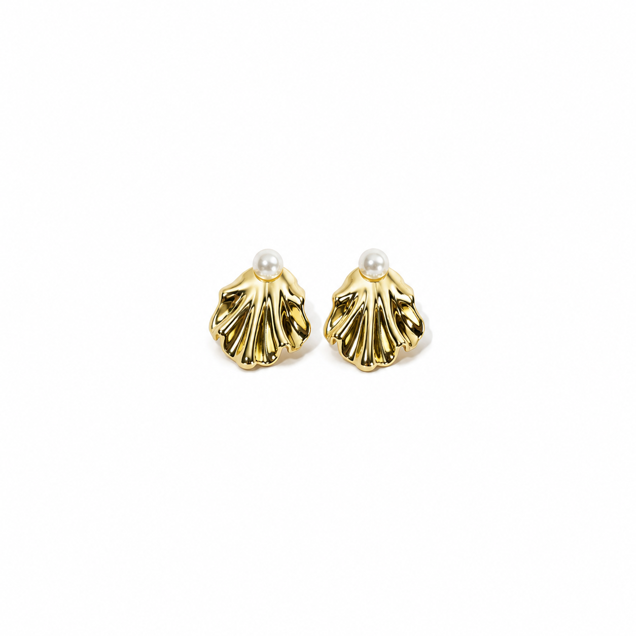 Pearl Shell Stud Earrings