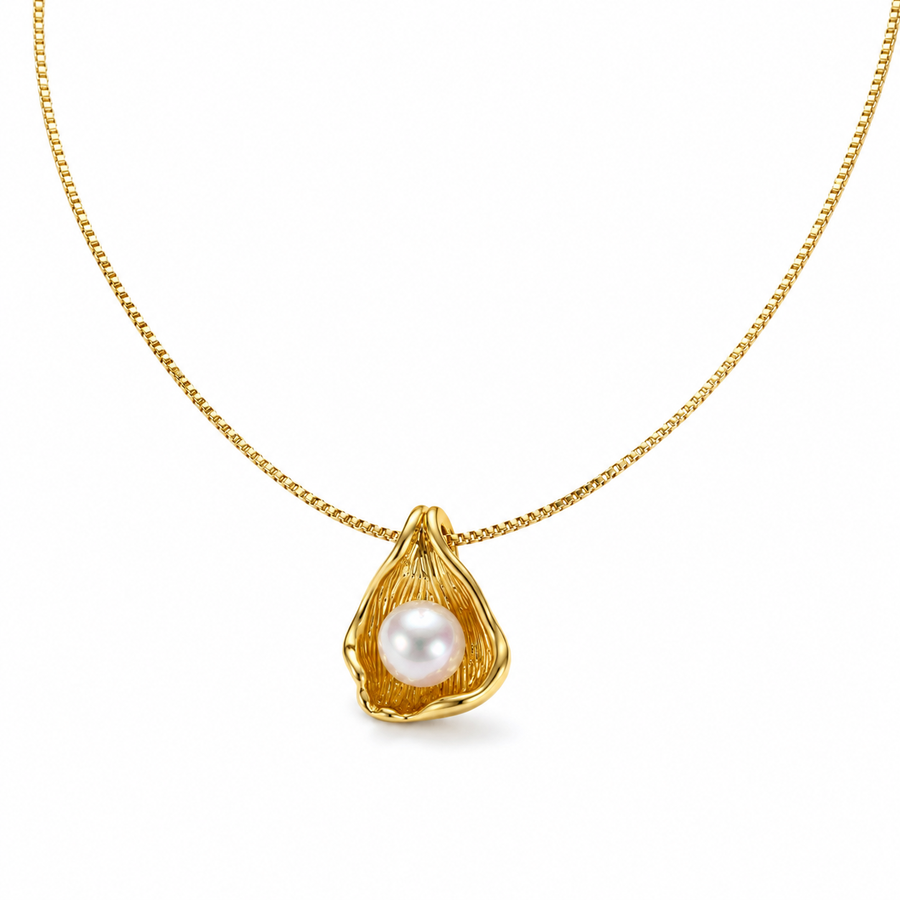 Pearl Shell Pendant Necklace
