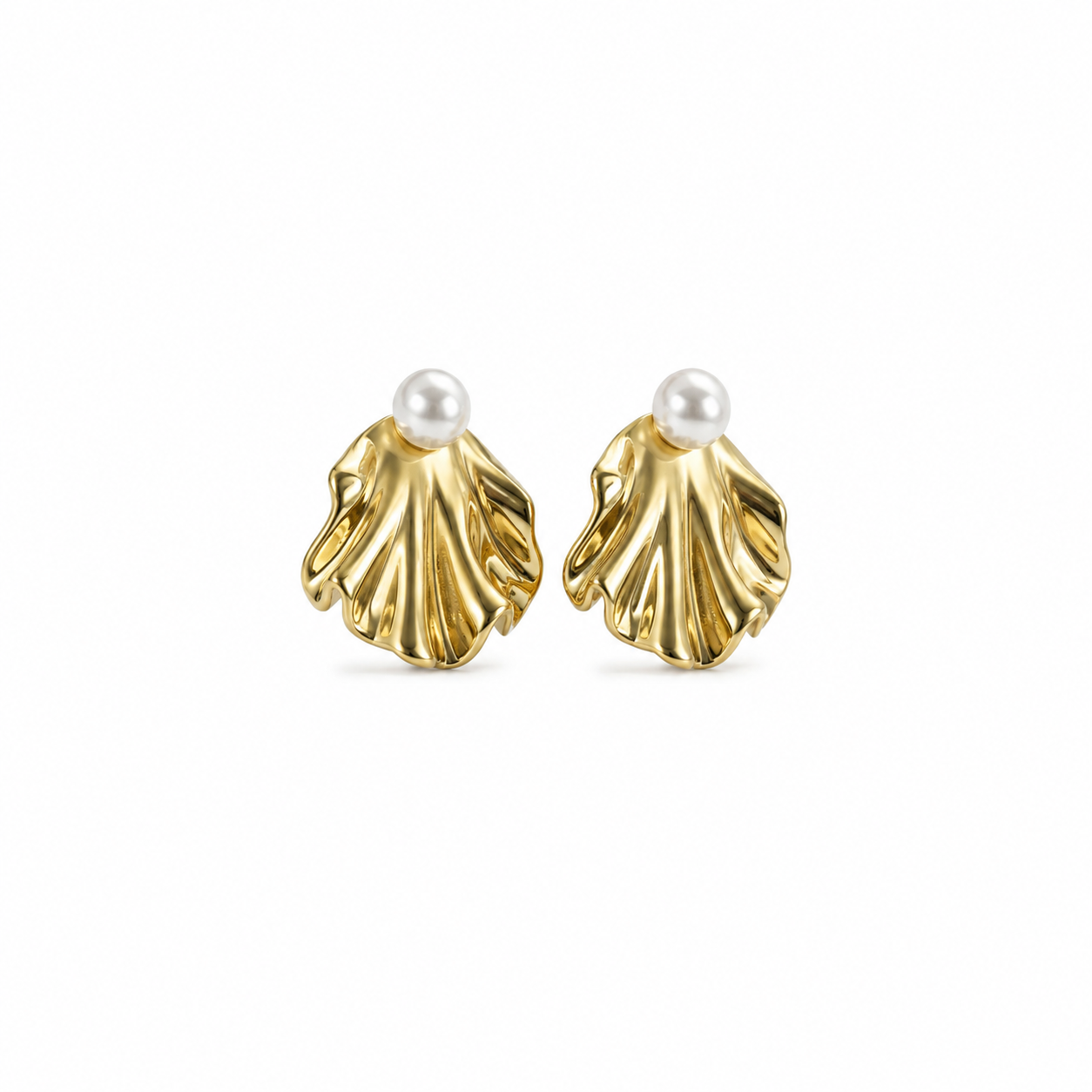 Pearl Shell Stud Earrings